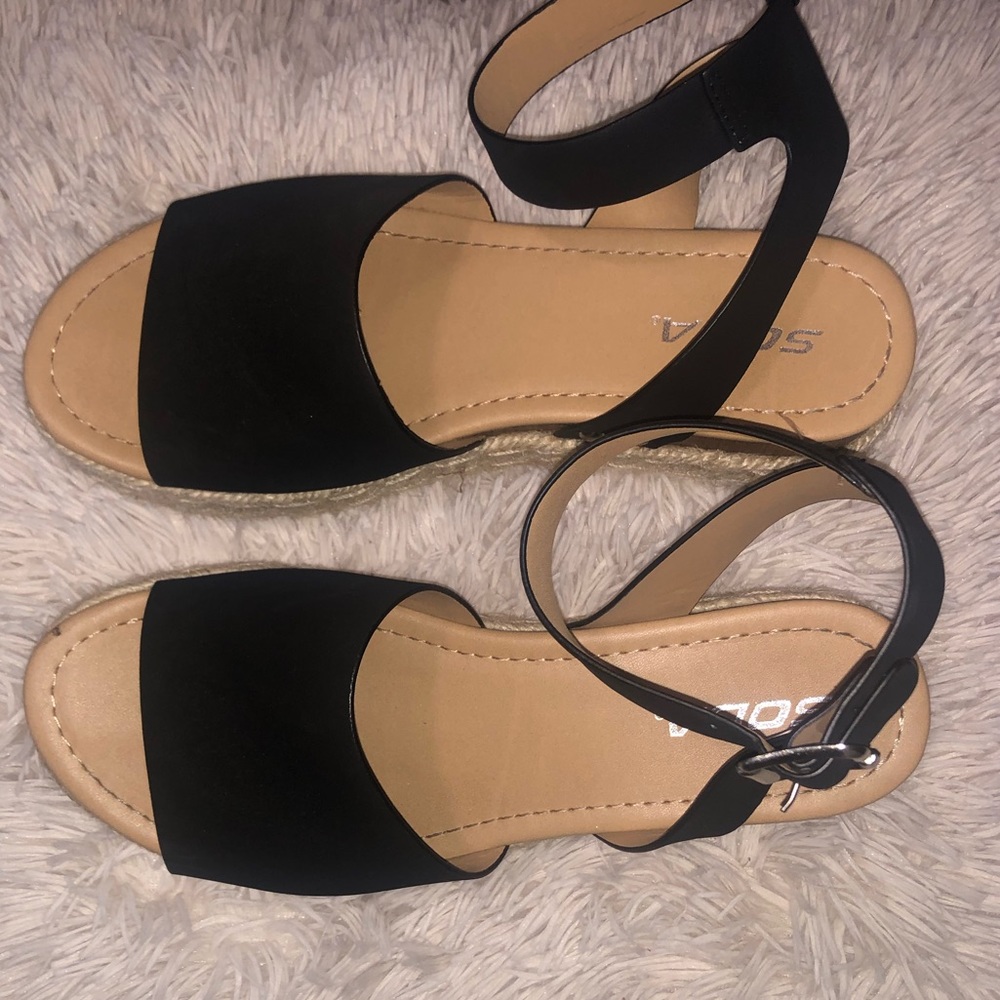 black espadrilles sandals - Picture 3 of 4